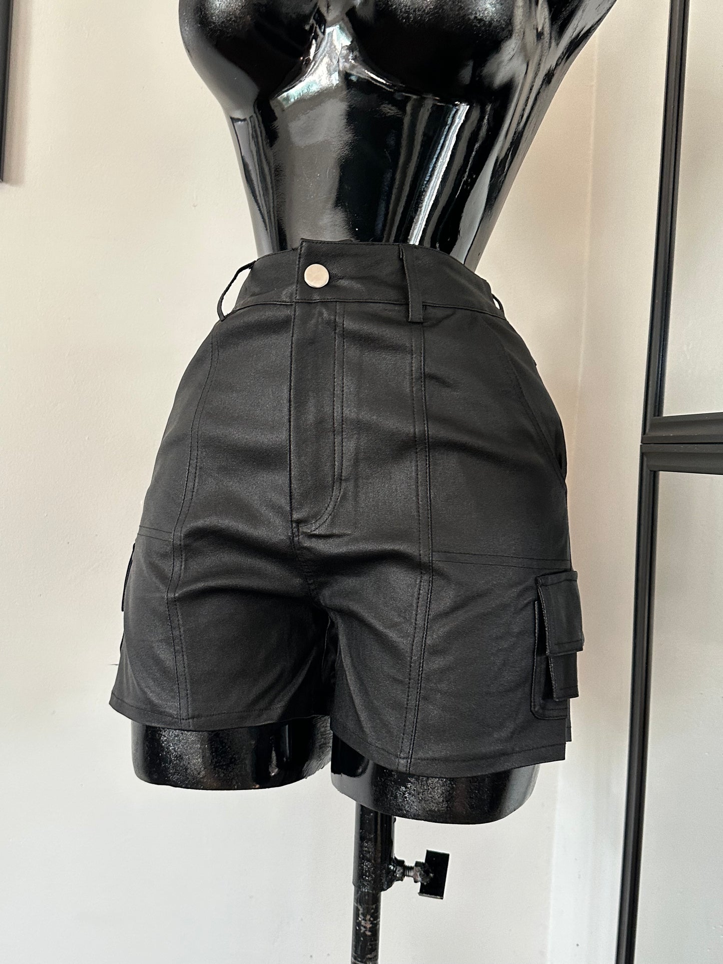 Cargo leather shorts