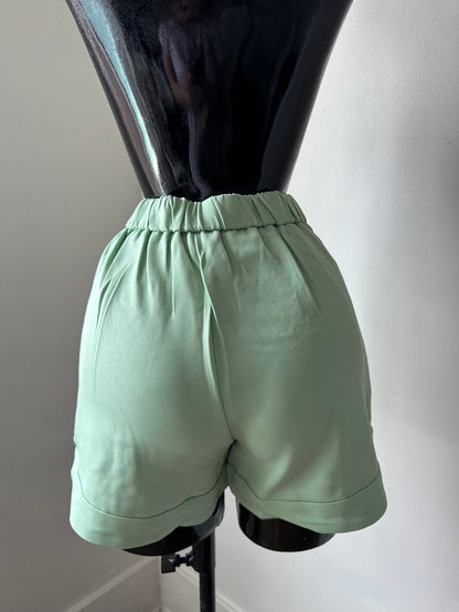 Kimberly Shorts (light green)